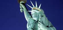 法国送美自由女神像 成美国移民精神支柱