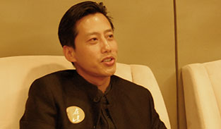 城视窗专访：马浚诚